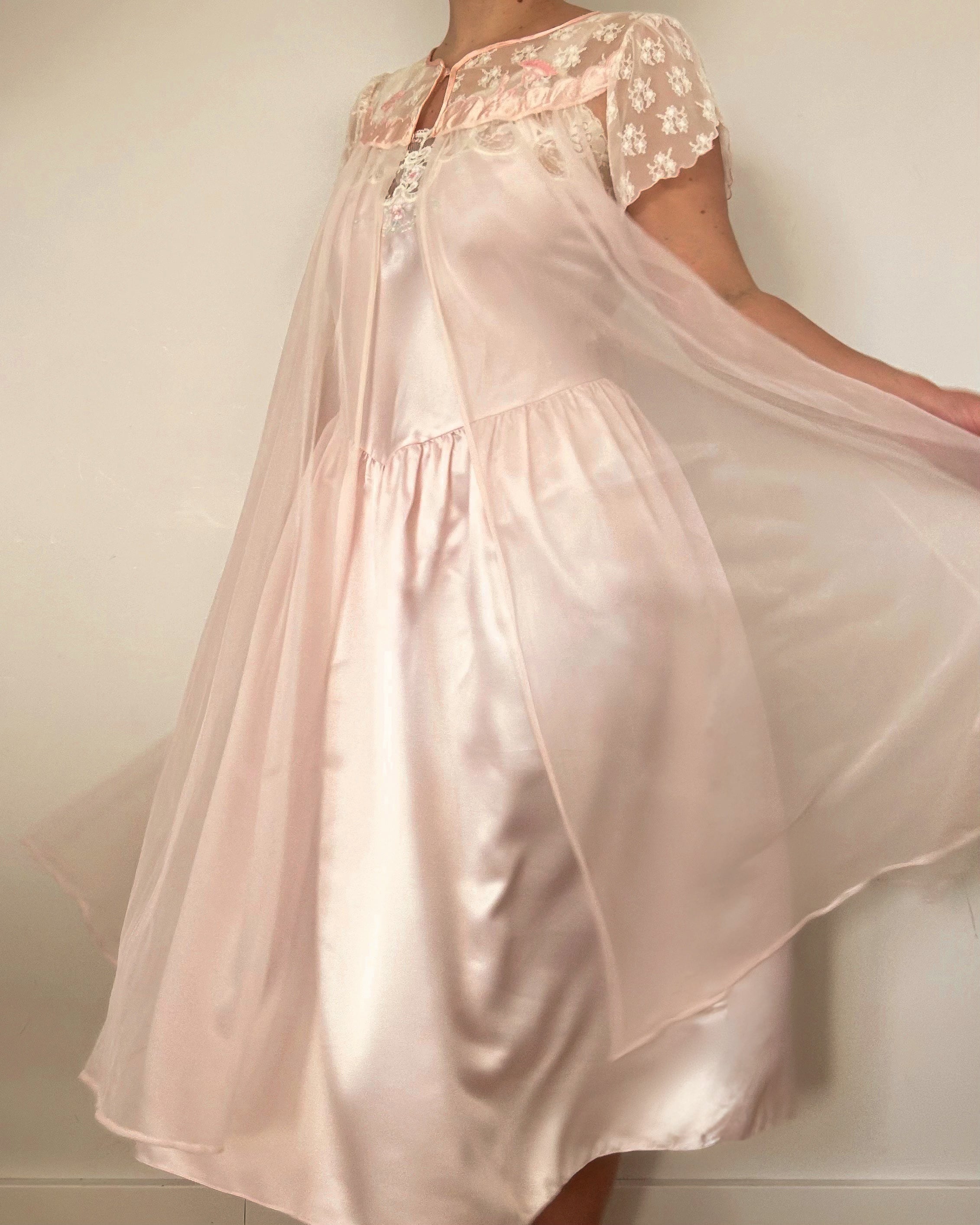 Pink Peignoir (One Size)