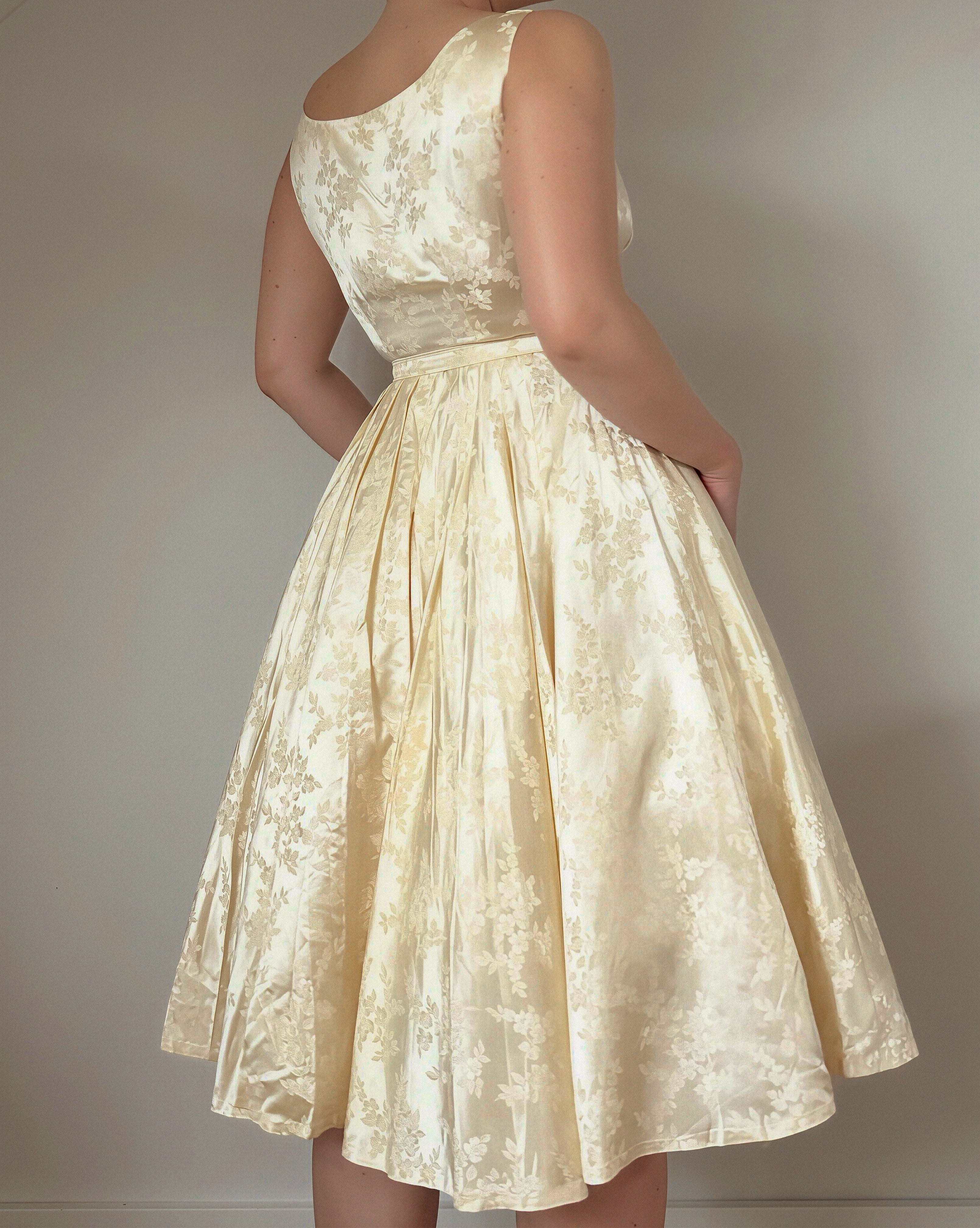 1950s Dream Dress (M)