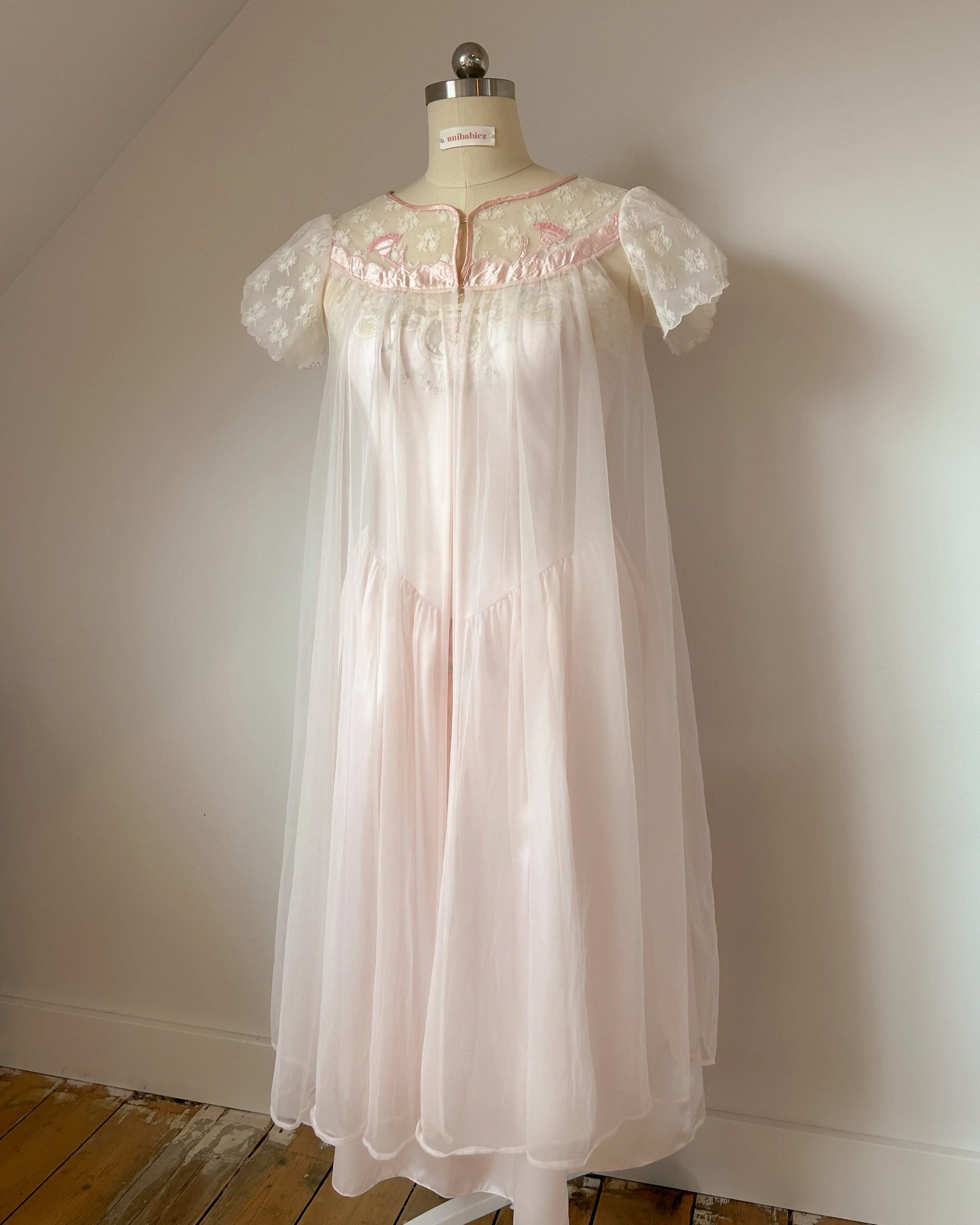 Pink Peignoir (One Size)