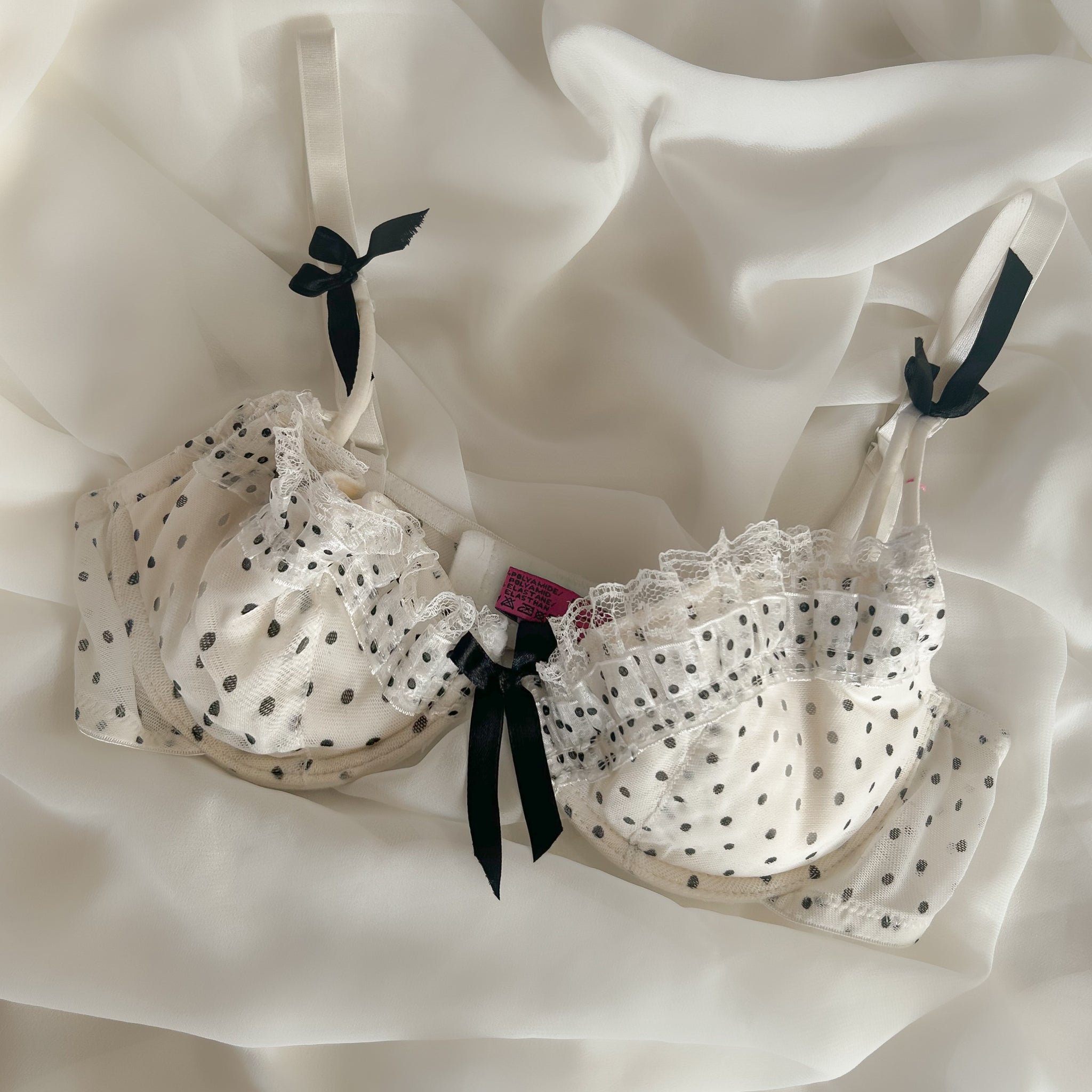 Polkadot Ruffle Bra 75B/70C/80A