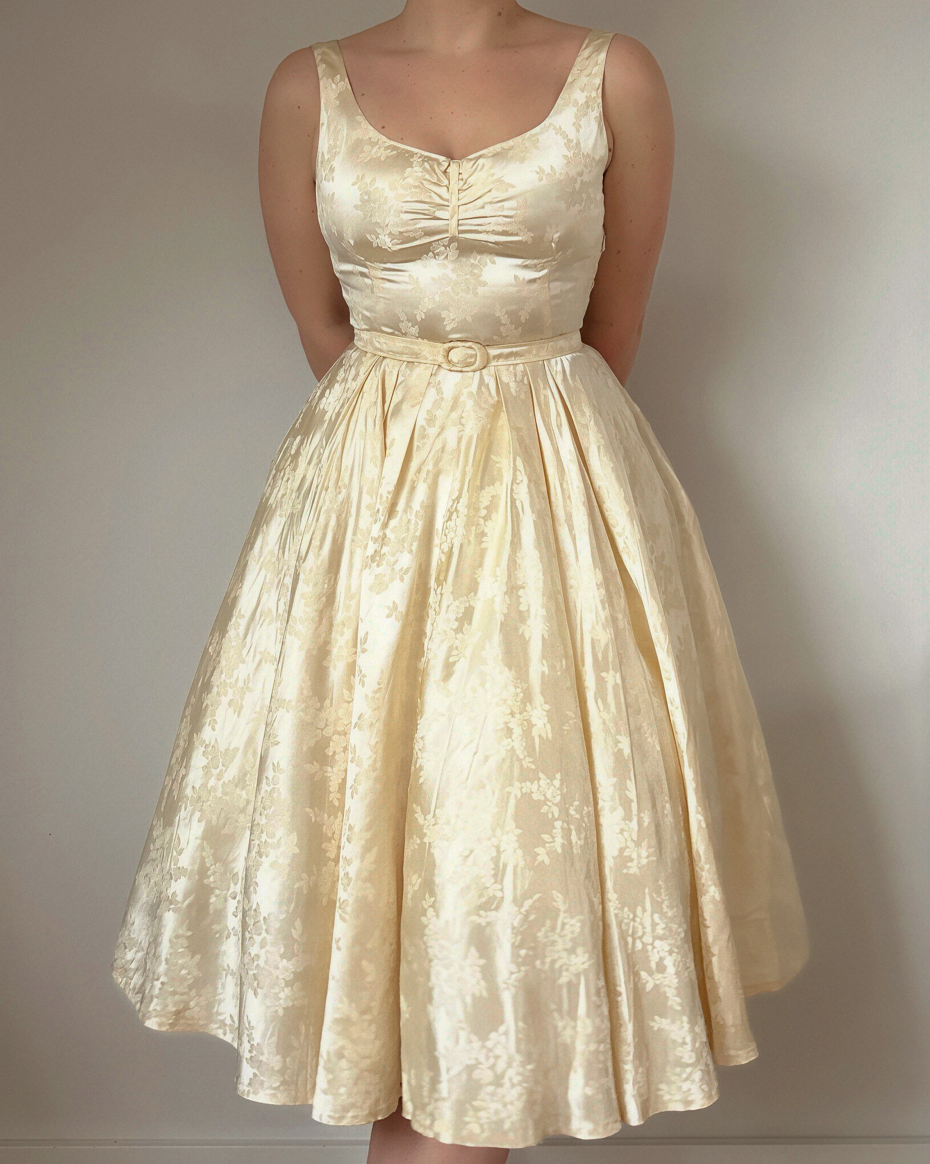 1950s Dream Dress (M)