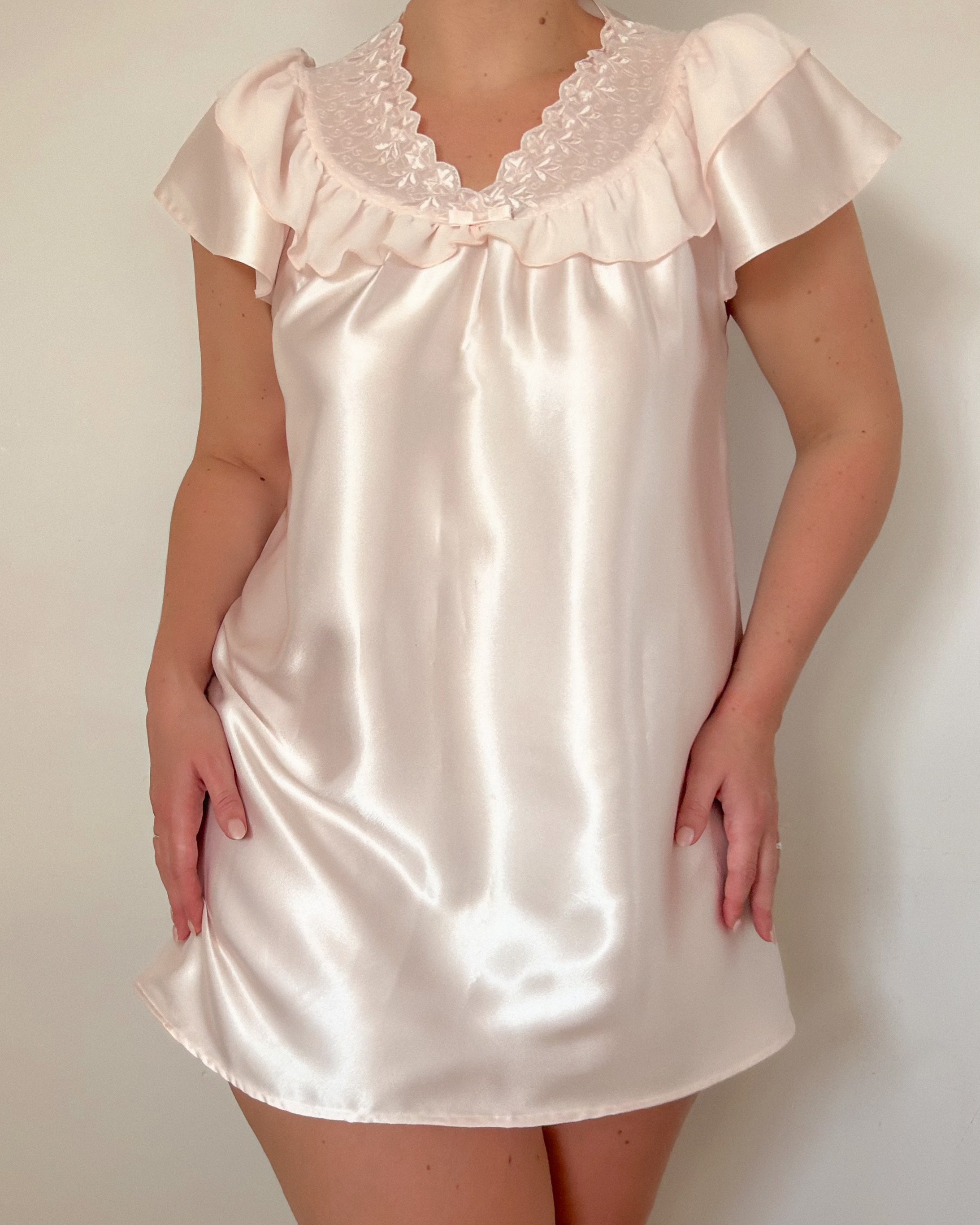 Pink Satin Mini (M)