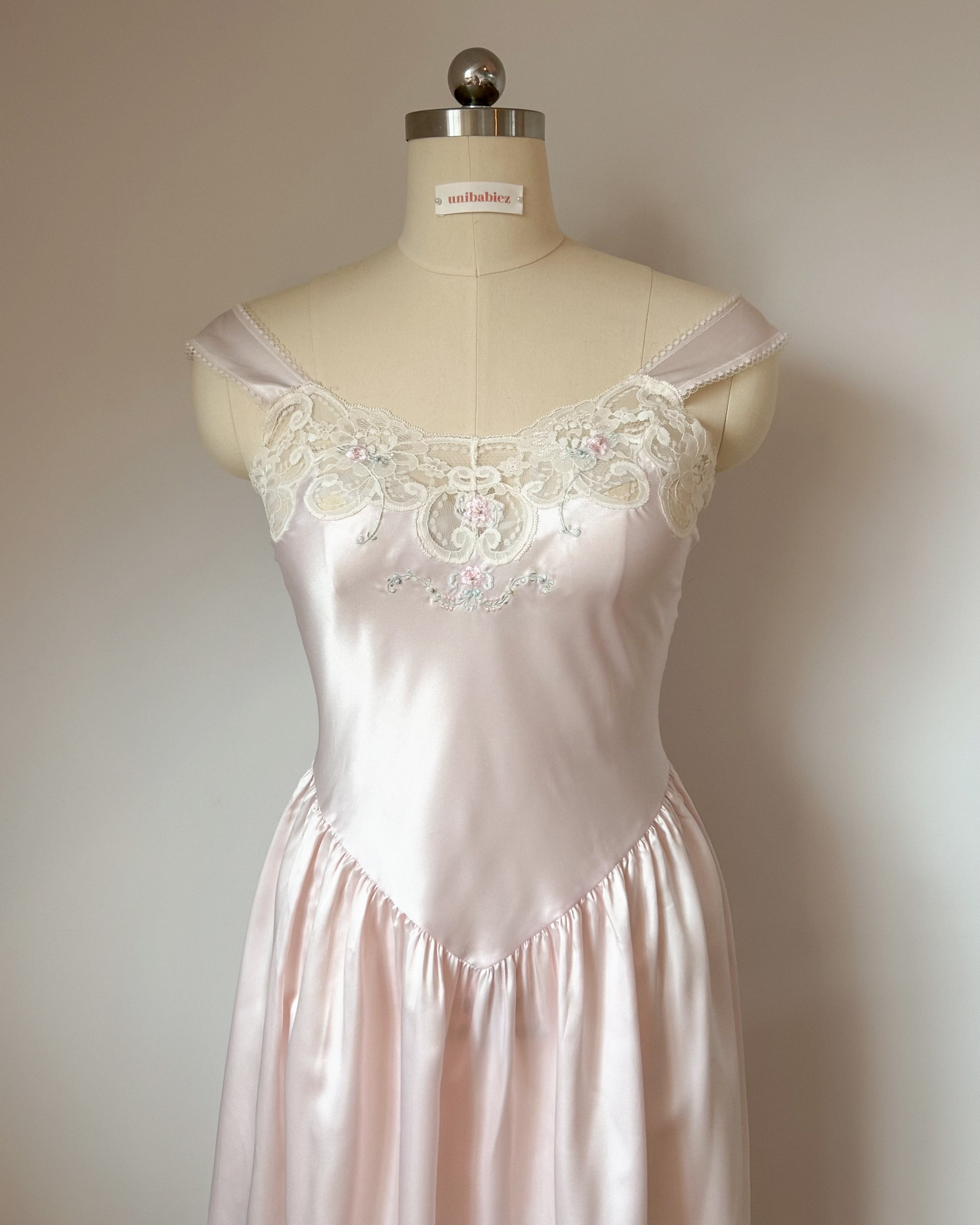 Satin Dream Dress (M)