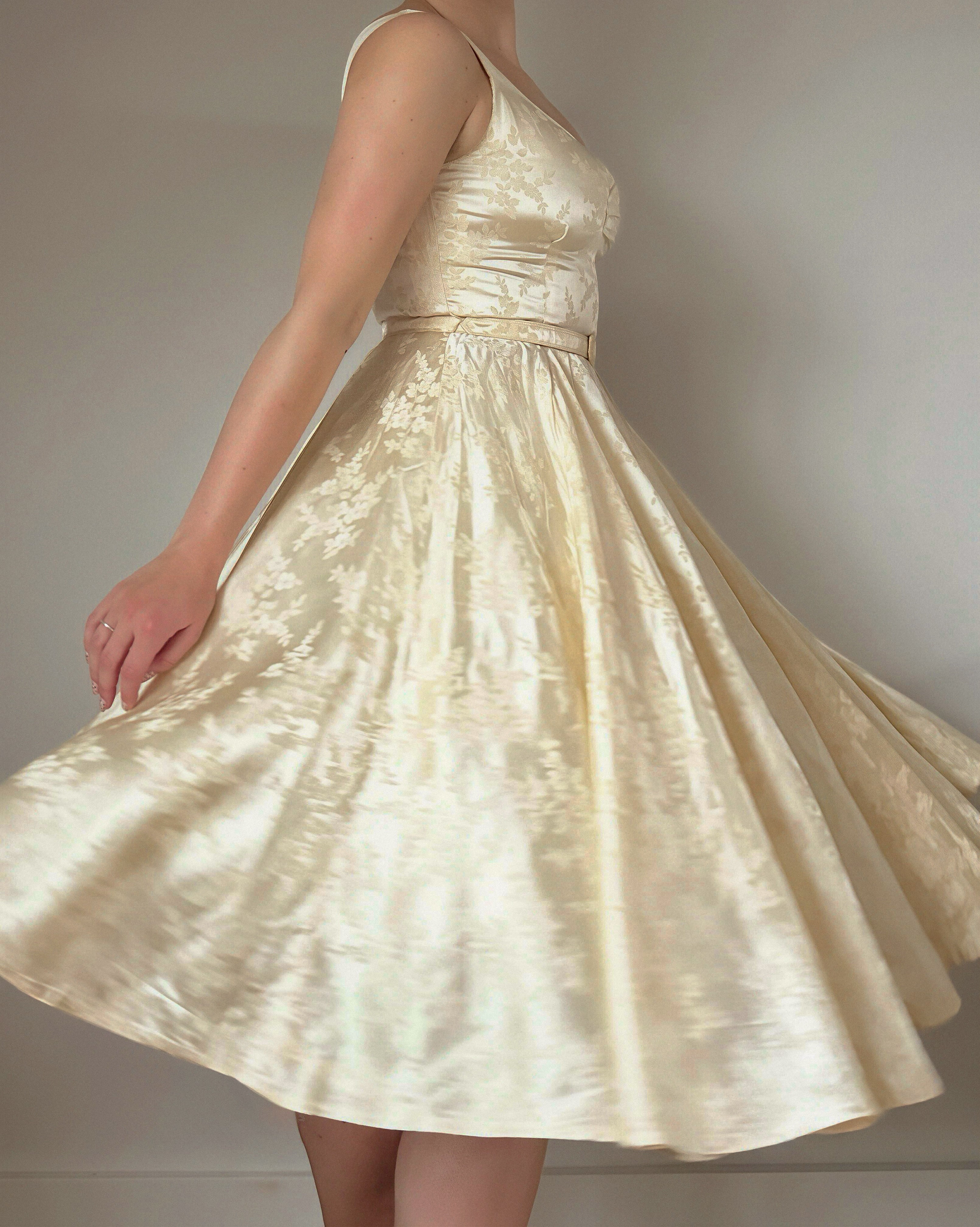 1950s Dream Dress (M)