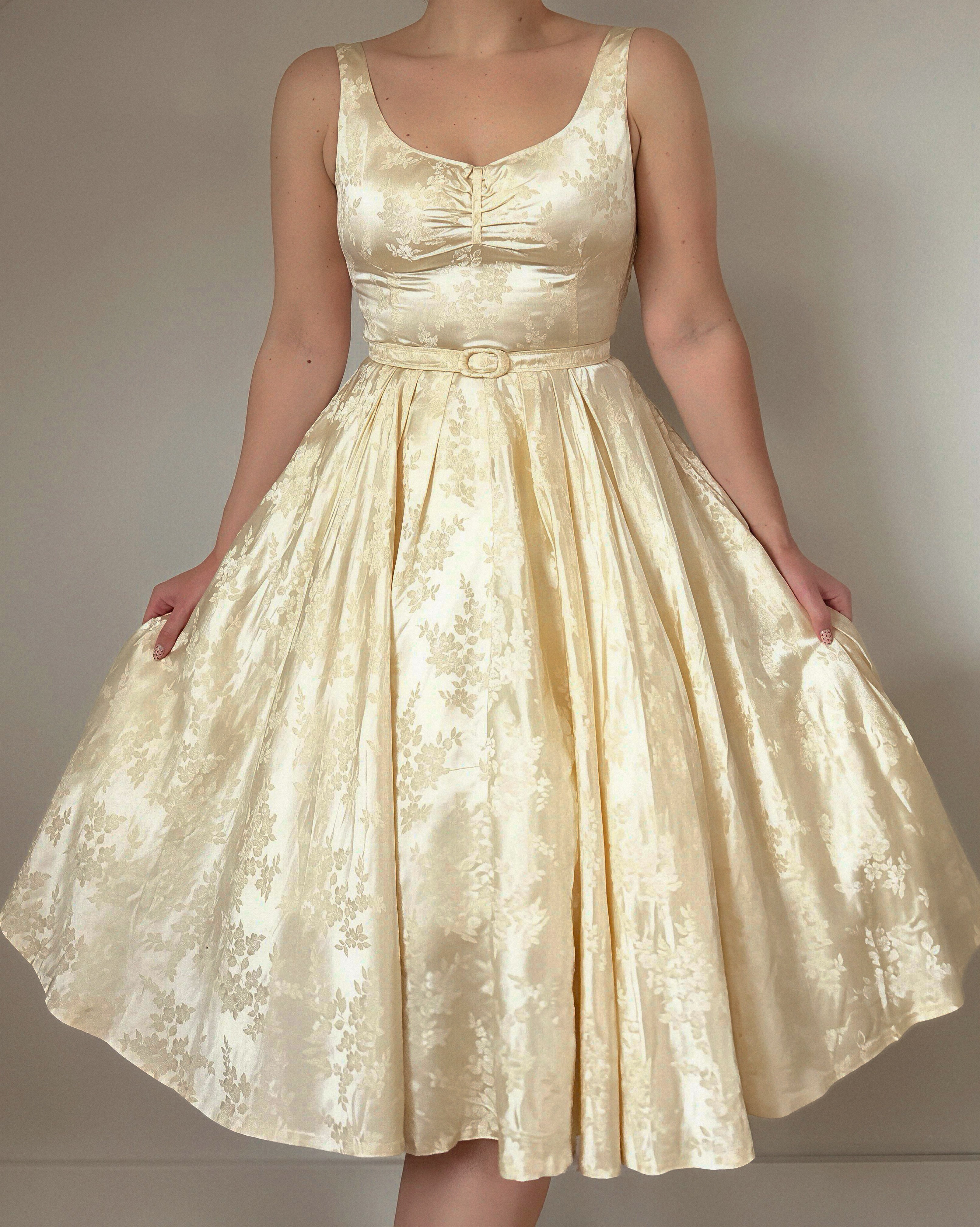 1950s Dream Dress (M)