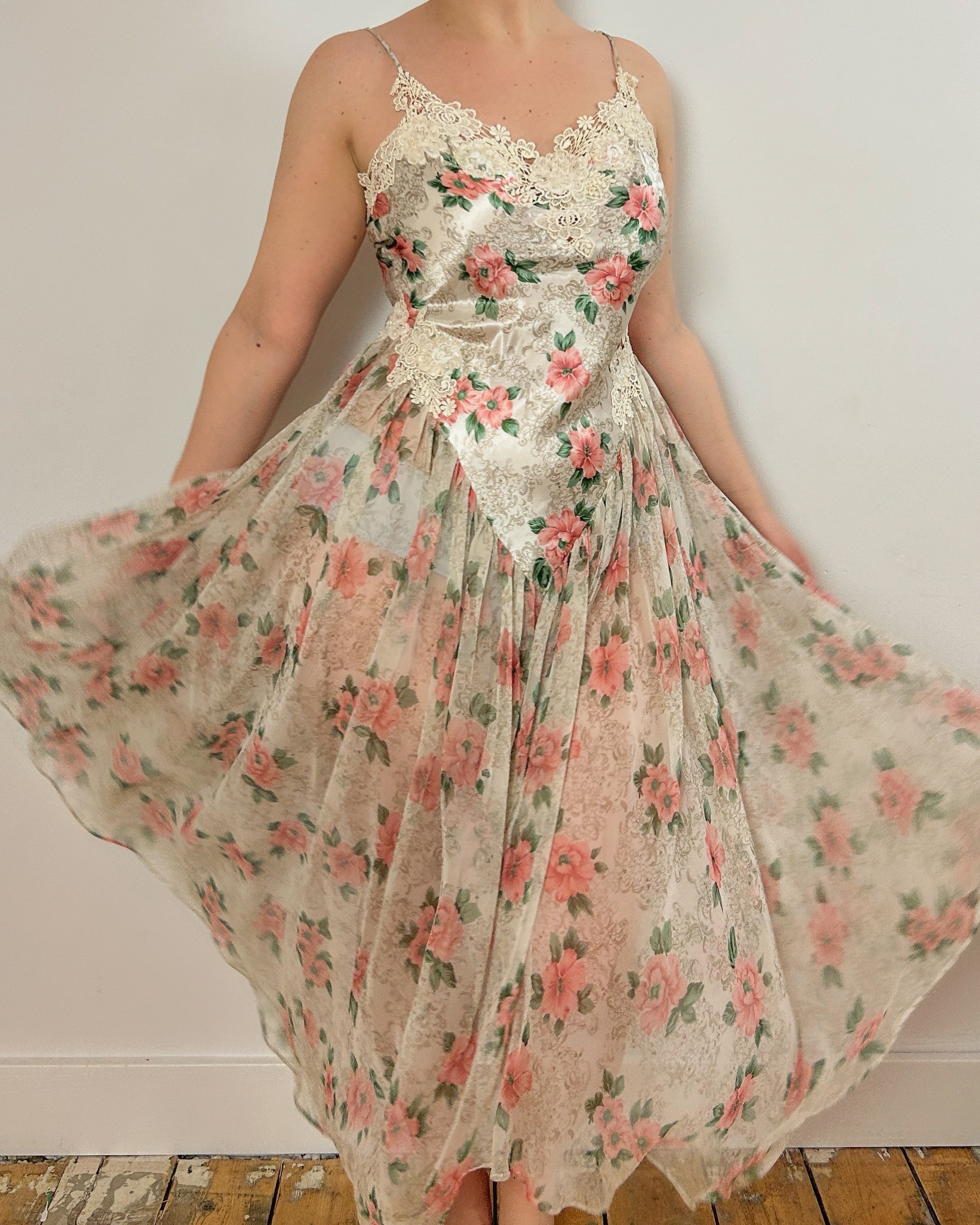 Dream Floral Satin Dress Set (M)