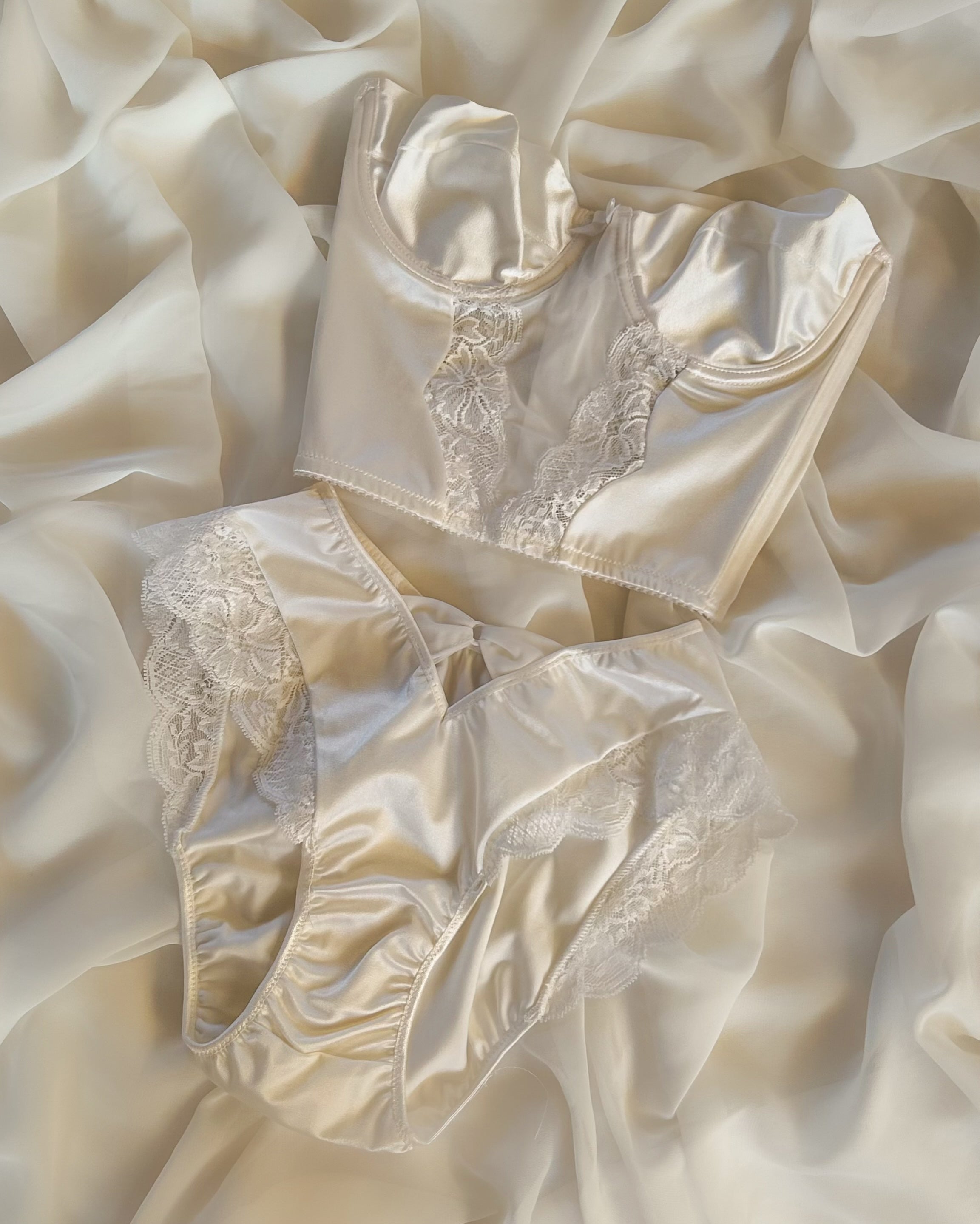 Bridal Bustier Set 75B/70C/80A