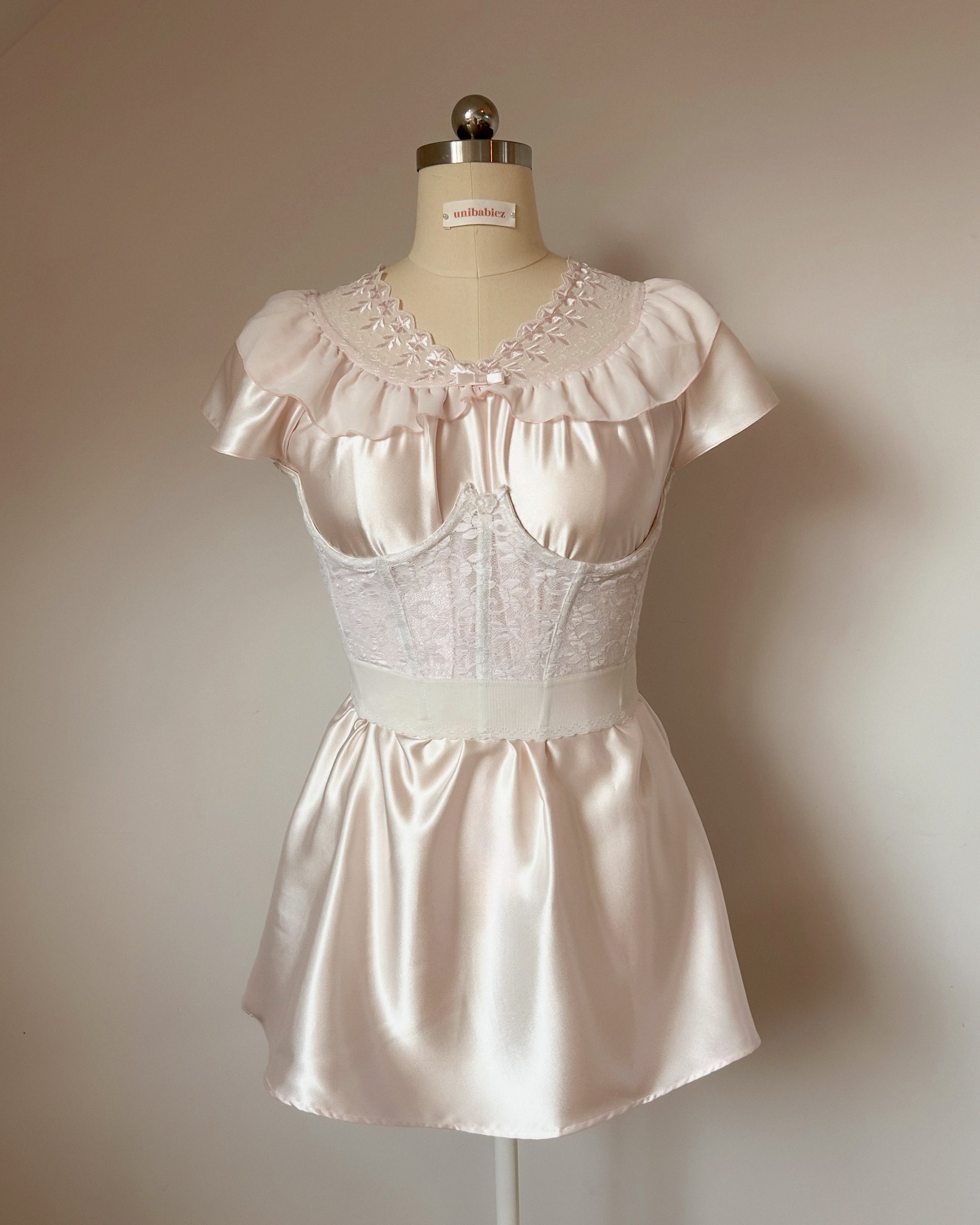 Pink Satin Mini (M)