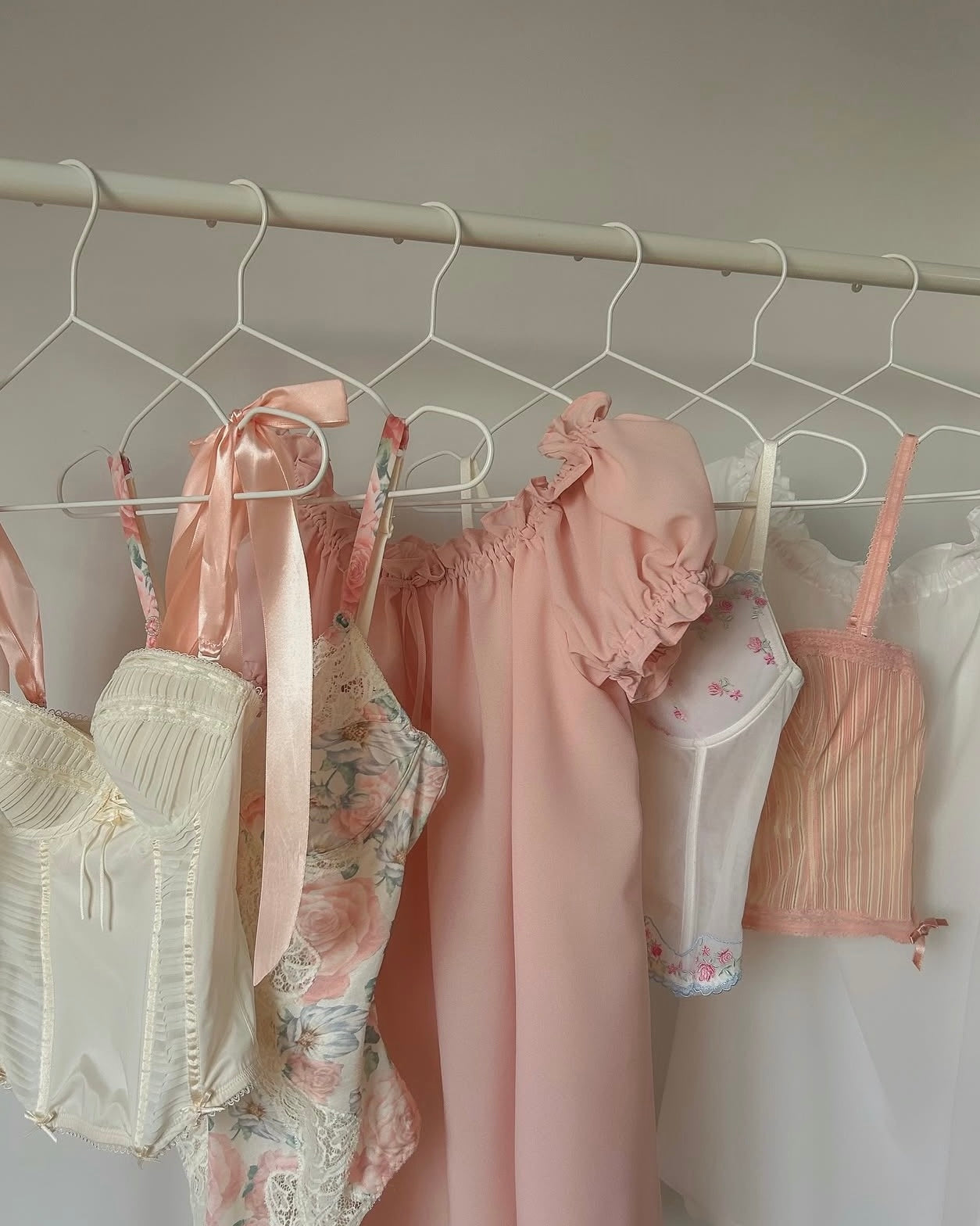 Vintage Surprise Box    (Limited Edition)