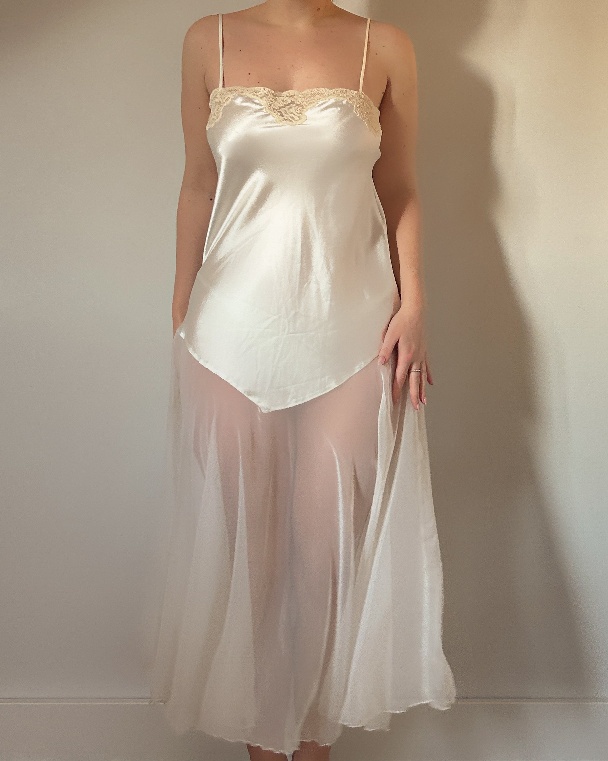 White Slip (M/L)